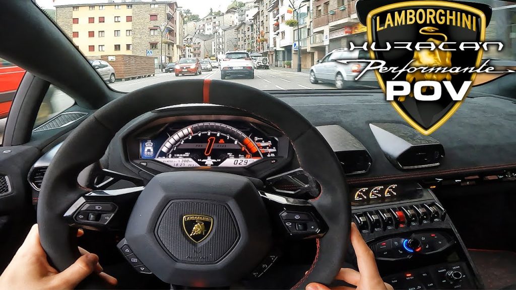 Al-volante-del-lujo-Autos-premium-que-ofrecen-una-experiencia-de-conduccion-inigualable