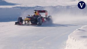 Carrera-de-Monoplazas-de-Nieve-Velocidad-en-Pistas-Blancas