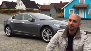 Cuidando-tu-Inversion-Mantenimiento-del-Tesla-Model-S