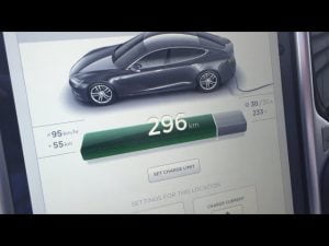 Energia-Renovable-en-Marcha-Bateria-del-Tesla-Model-S