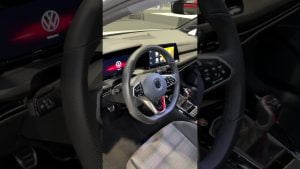 Volkswagen-Golf-GTI-El-hot-hatch-que-redefine-la-diversion-al-volante