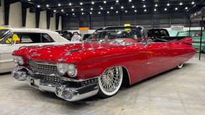 Viaje-en-el-Tiempo-Automotriz-Autos-Clasicos-en-Eventos-Retro