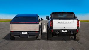 Tesla-Cybertruck-vs.-GMC-Hummer-EV-Pick-Ups-Electricas-Todoterreno