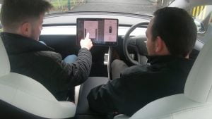 Tesla Fart Mode: Divertidos Sonidos para tus Pasajeros