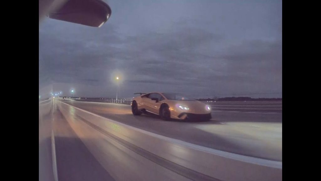 Acceleration-Boost-vs.-Ludicrous-Mode-Comparacion-de-Potencia - MotorPress Acceleration Boost vs. Ludicrous Mode: Comparación de Potencia