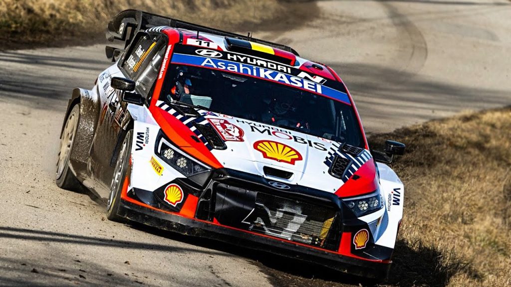 Como-se-coordinan-los-voluntarios-en-los-rallyes-del-WRC - MotorPress Cómo se coordinan los voluntarios en los rallyes del WRC