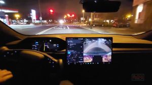 Full Self-Driving (FSD) Beta Night Drive: Navegación Autónoma en la Oscuridad