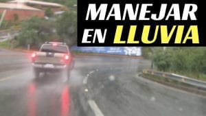 Consejos para conducir bajo la lluvia y evitar accidentes